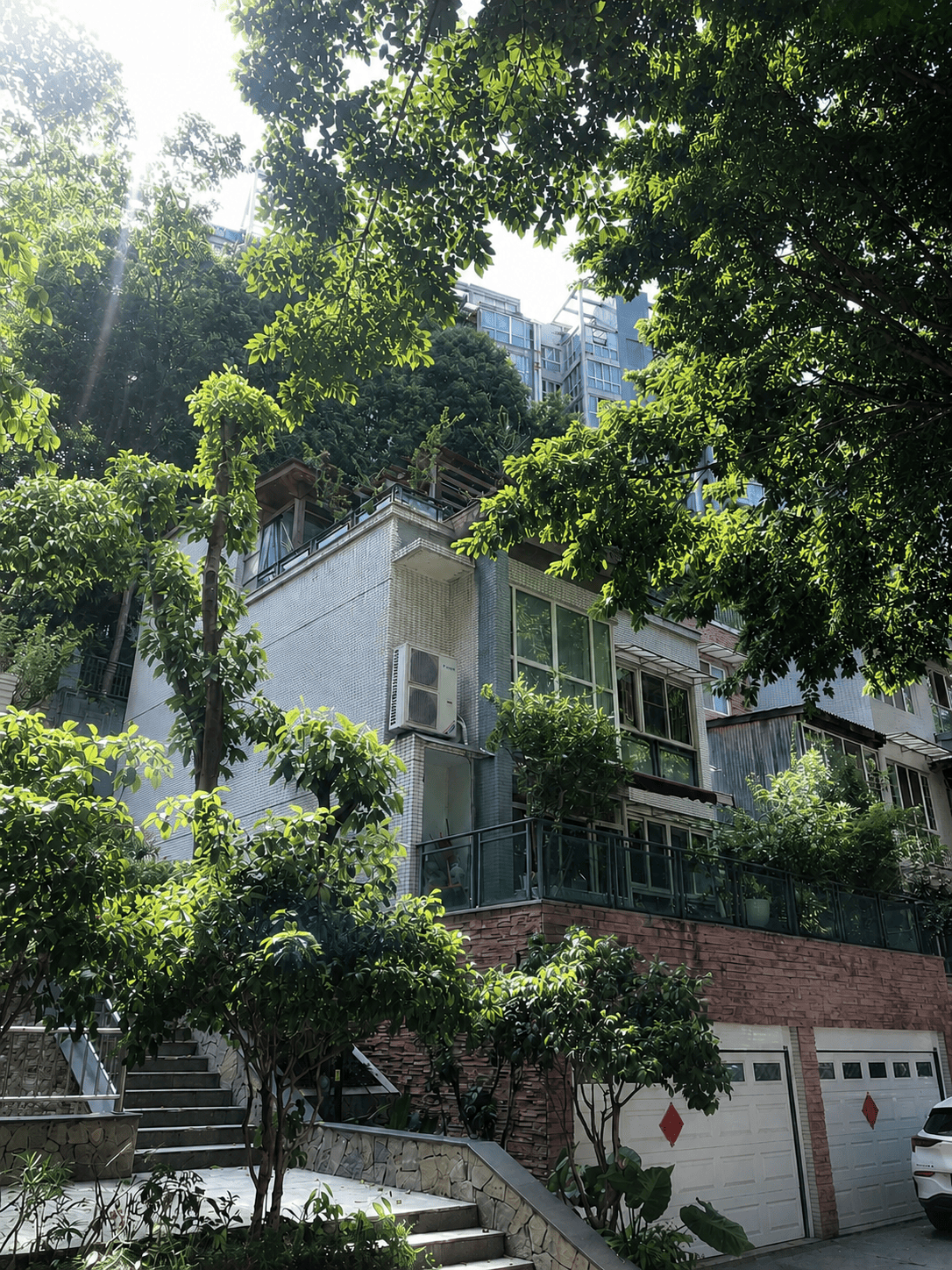 包头岛居岁月从容升级：小小岛老别墅加装蒂升悦行款电梯